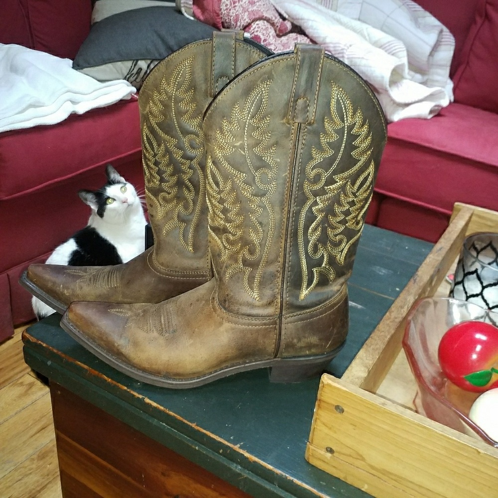 Laredo cowboy boots